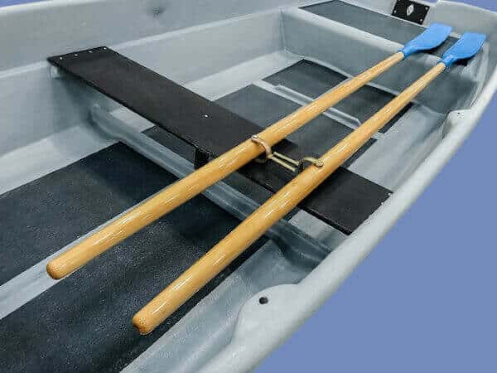 Пластиковая лодка Афалина-360