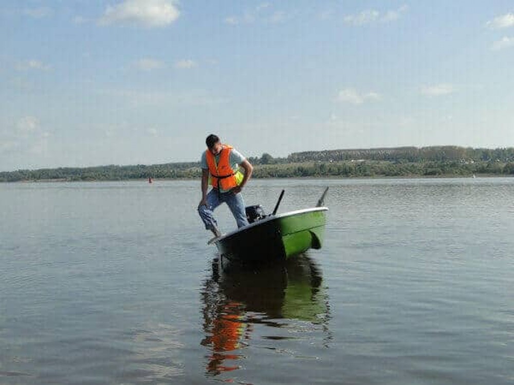 Пластиковая лодка Афалина-360